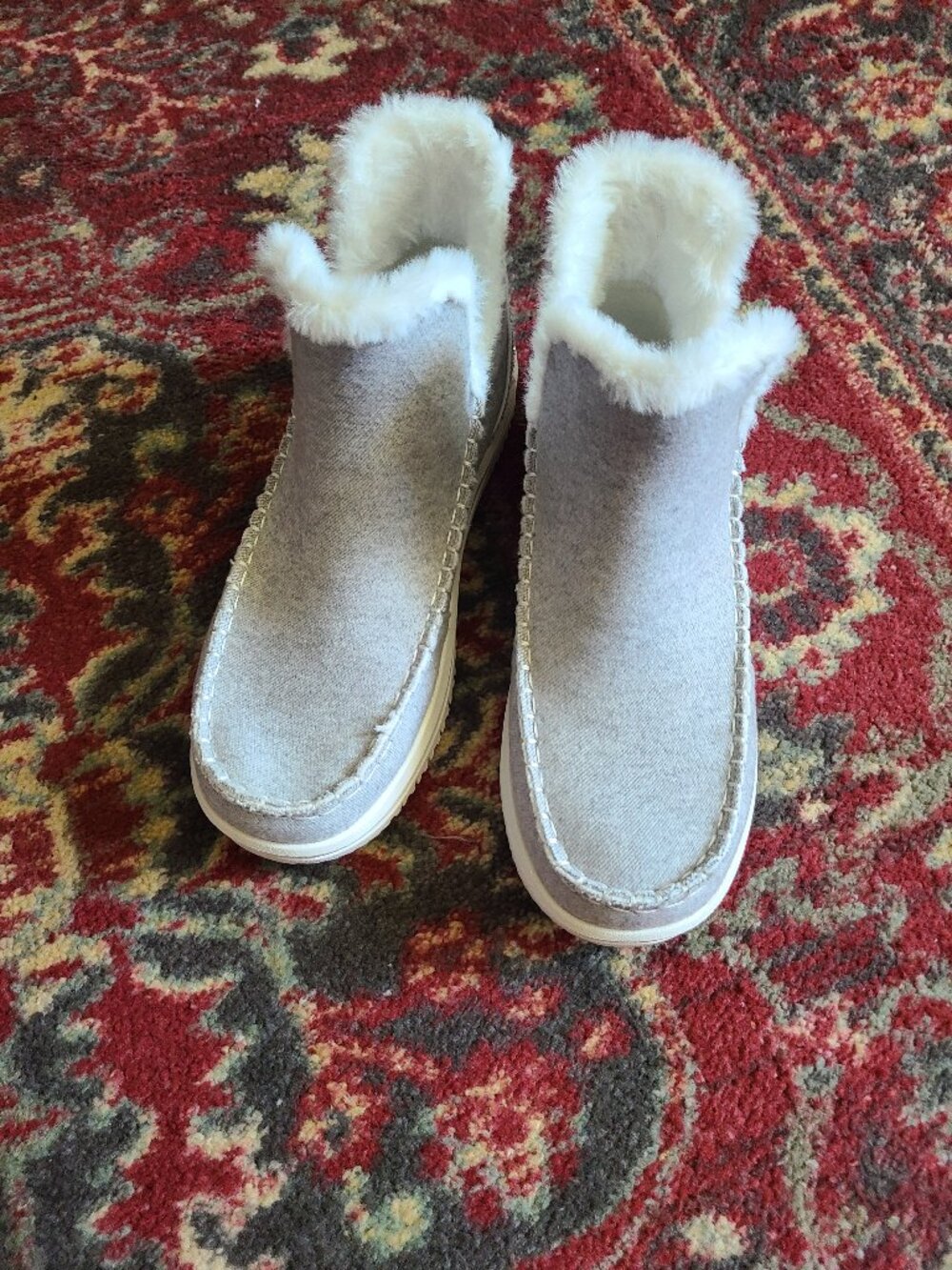 Hey Dude Camden Brushed Cozy Shoes Women's Size 10 Fur Lined Ankle High Gray